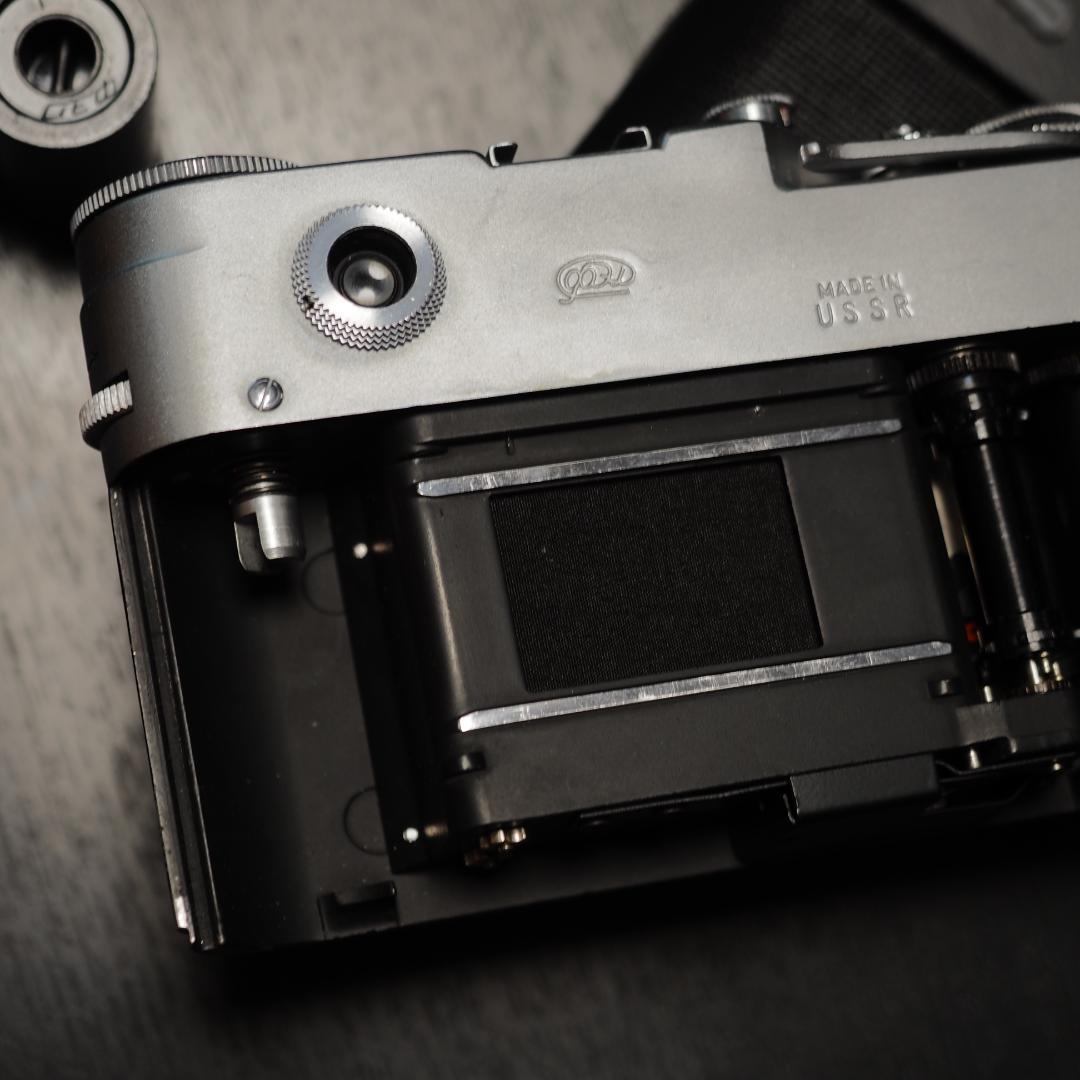 ロシア　FED 4 ボディ &　インダスター61 53mm f2.8