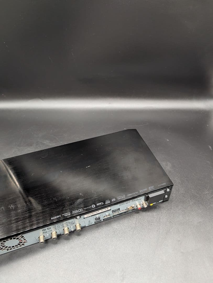 Panasonic 3TB 3チューナー DIGA DMR-BXT870