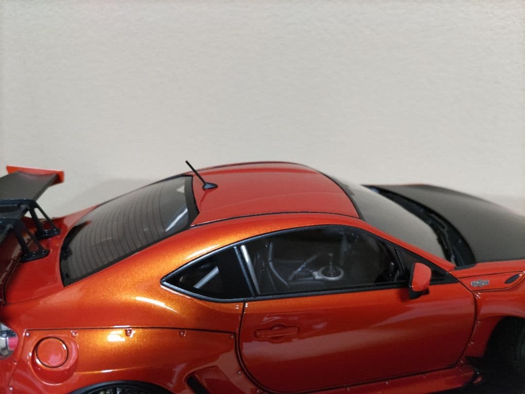 イグニッションモデル　1/18 パンデム86