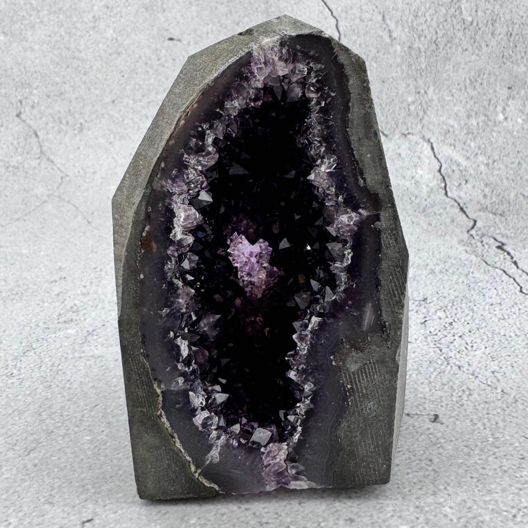 G-99アメジストクラスター 小型ドーム 原石 天然石 パワーストーン　希少