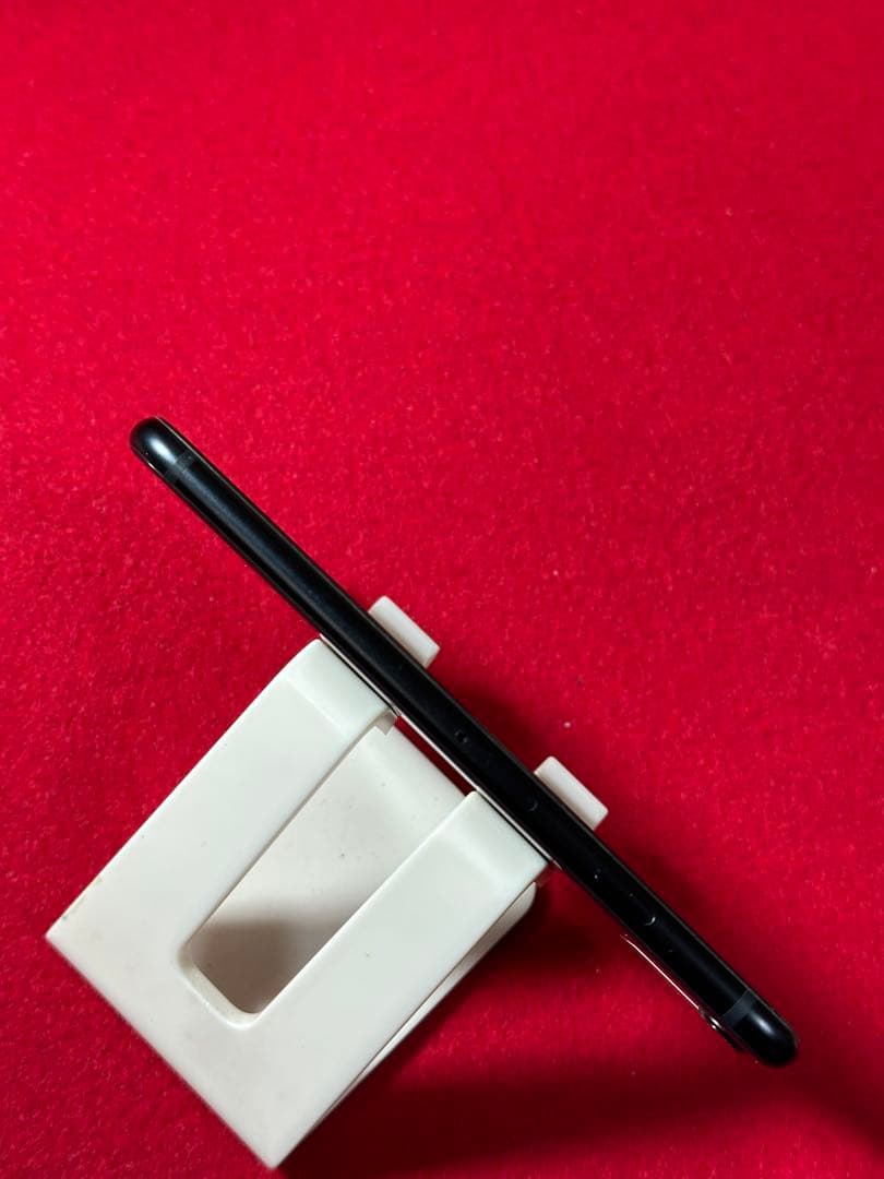 【2034】iPhone SE3第3世代ミッドナイト 64GB simフリー