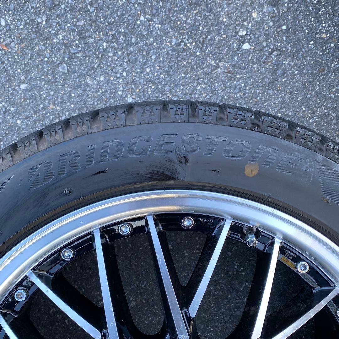 中古バリ溝‼️ブリヂストンスタッドレスセット215/50R17 プリウスα等