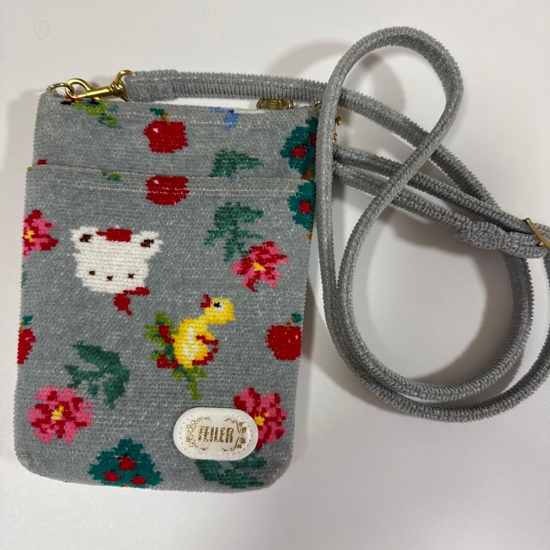 フェイラー　ファミリア　スマホショルダー