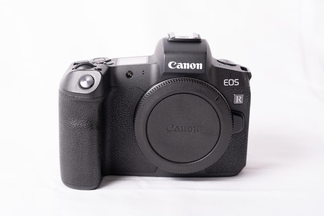 Canon EOS R ミラーレスカメラ　ボディ