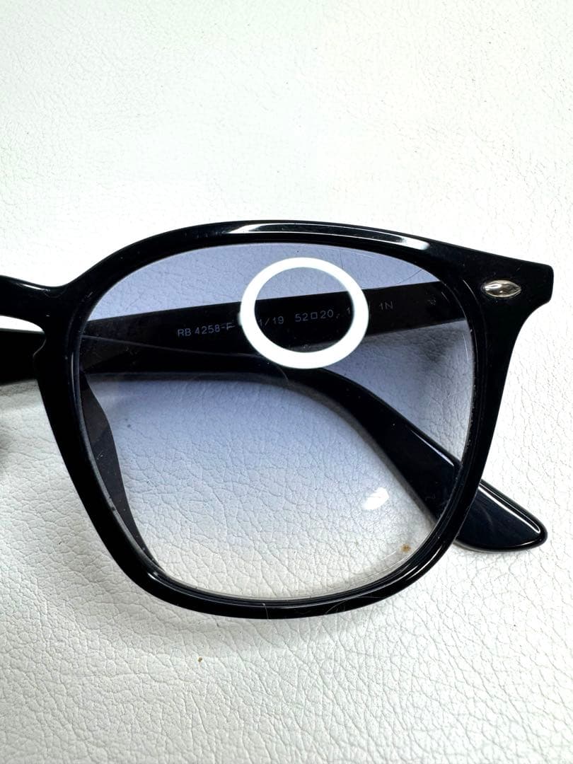 Ray-Ban RB4258-F ライトブルーグラデ 美品 ケース付