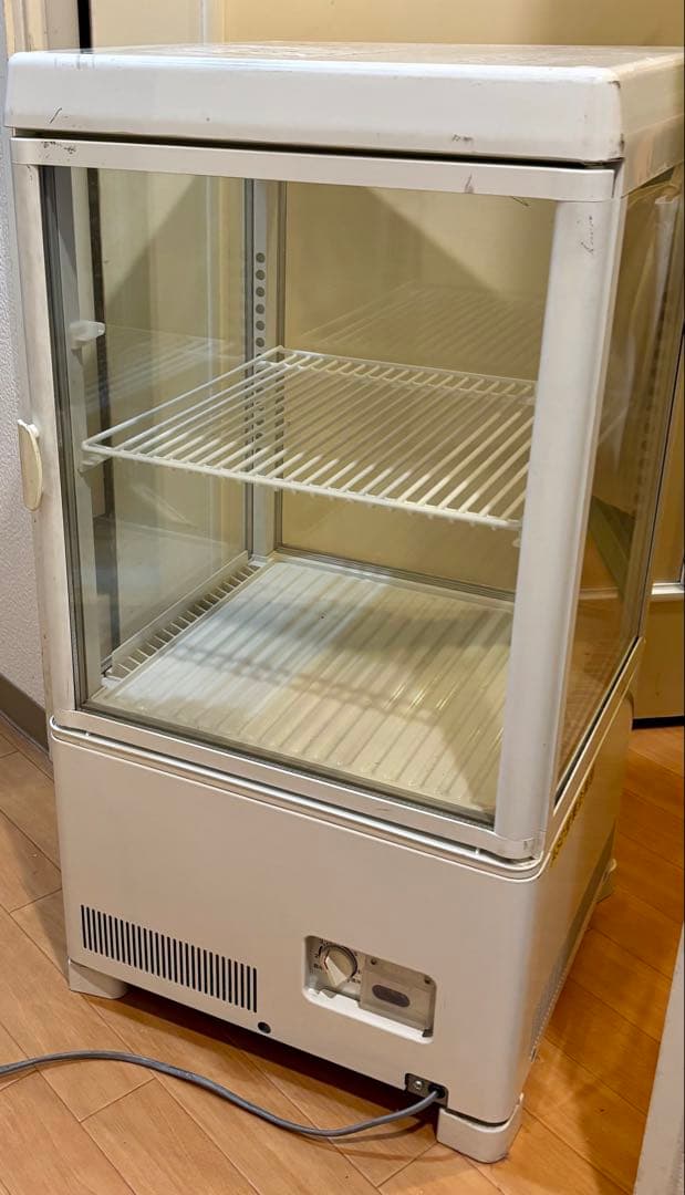 サンデン 卓上４面　冷蔵ショーケース ＡＧ－５４ＸＢ　ガラス扉　冷蔵庫 ホワイト