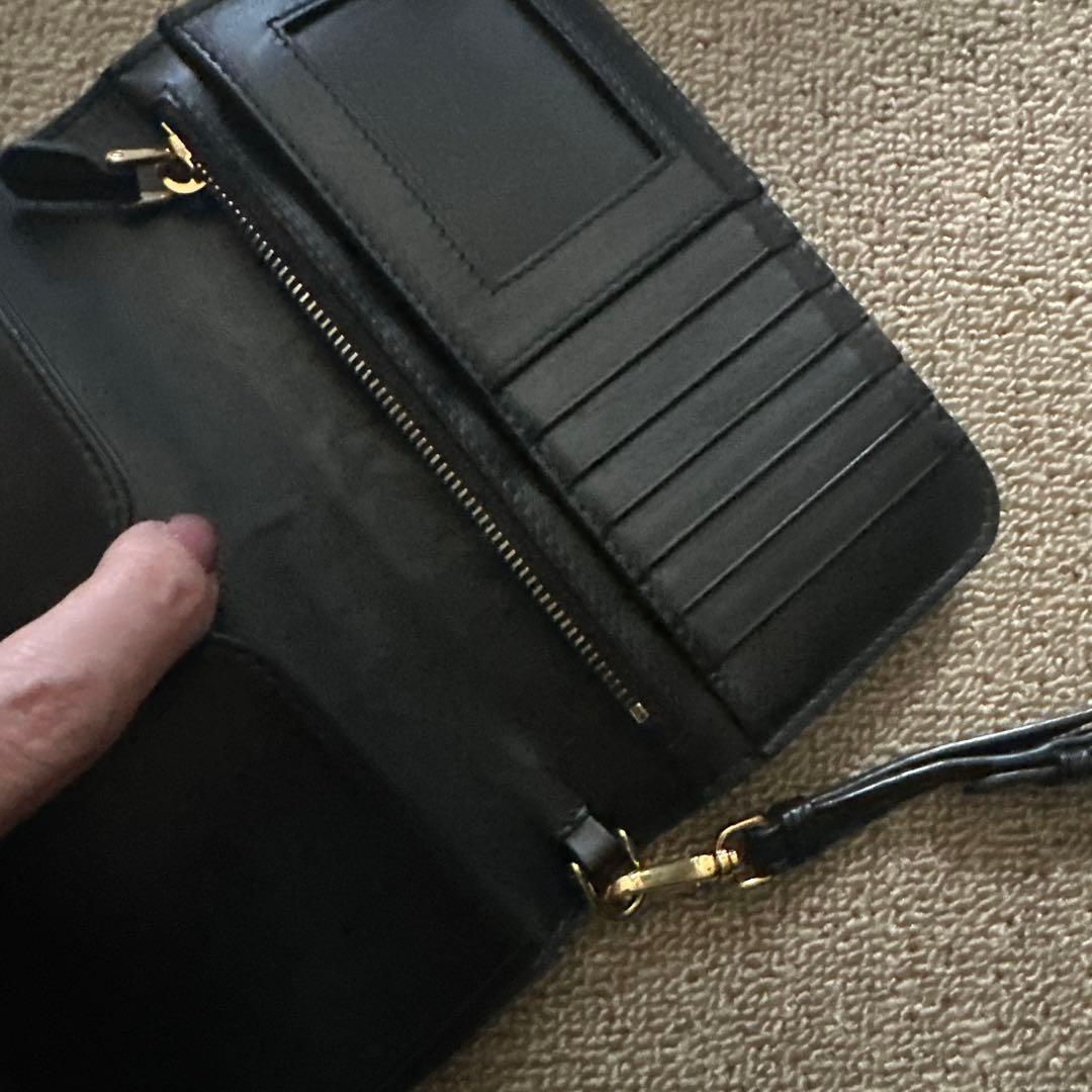 PRADA 紺レザースマートフォンケース　マルチケース