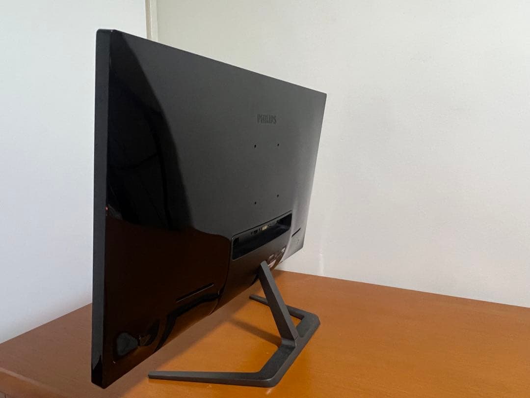 PHILIPS31.5インチ液晶モニターFull HD/323E7QDAB/11