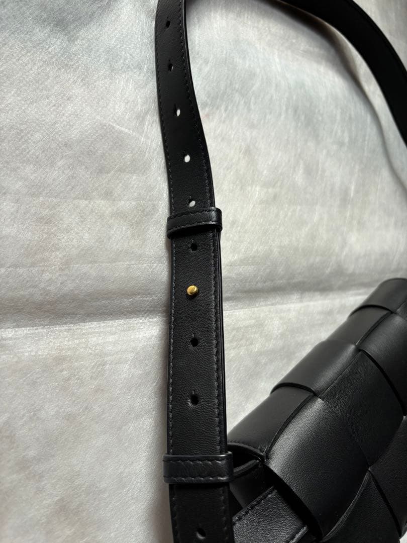 BOTTEGA VENETA ベルトバッグ