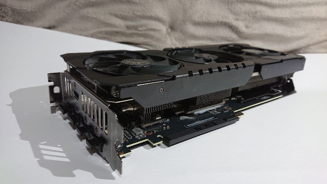 ASUS TUF GeForce RTX3060 12GB OCモデル