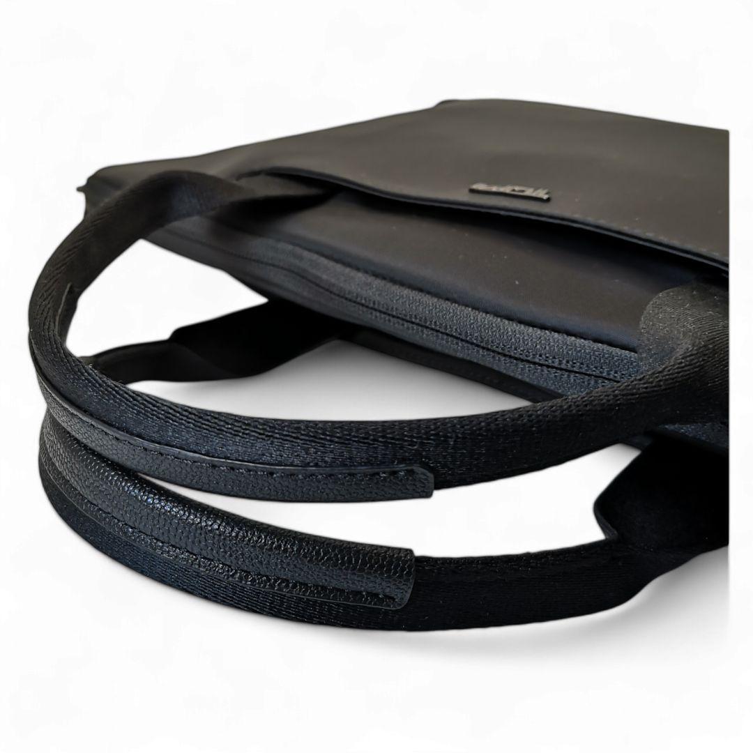 美品 現行品 TUMI ラップトップ キャリア ブラック ナイロン A4可