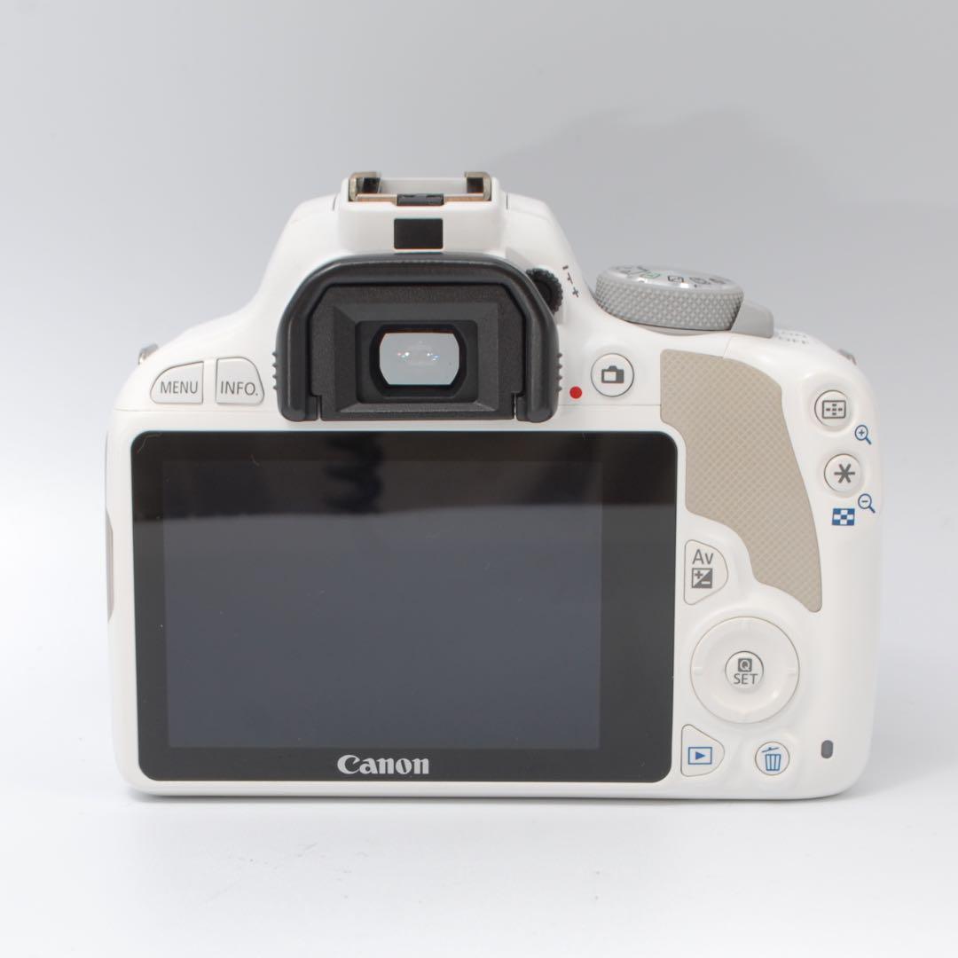 【極美品】Canon EOS Kiss X7 ホワイト ダブルレンズ 女性に人気