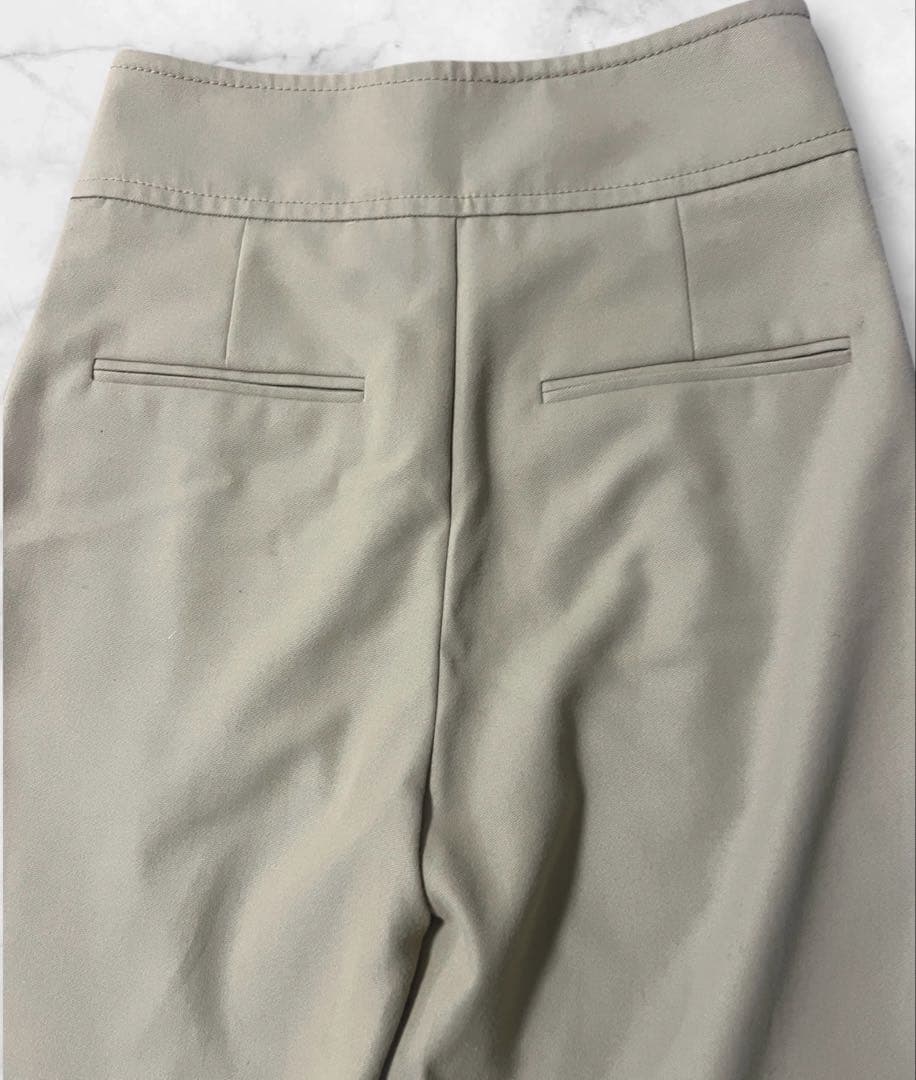 …*様 美品✨TOTEME トーテム タックチノパン テーパードパンツ コクーン