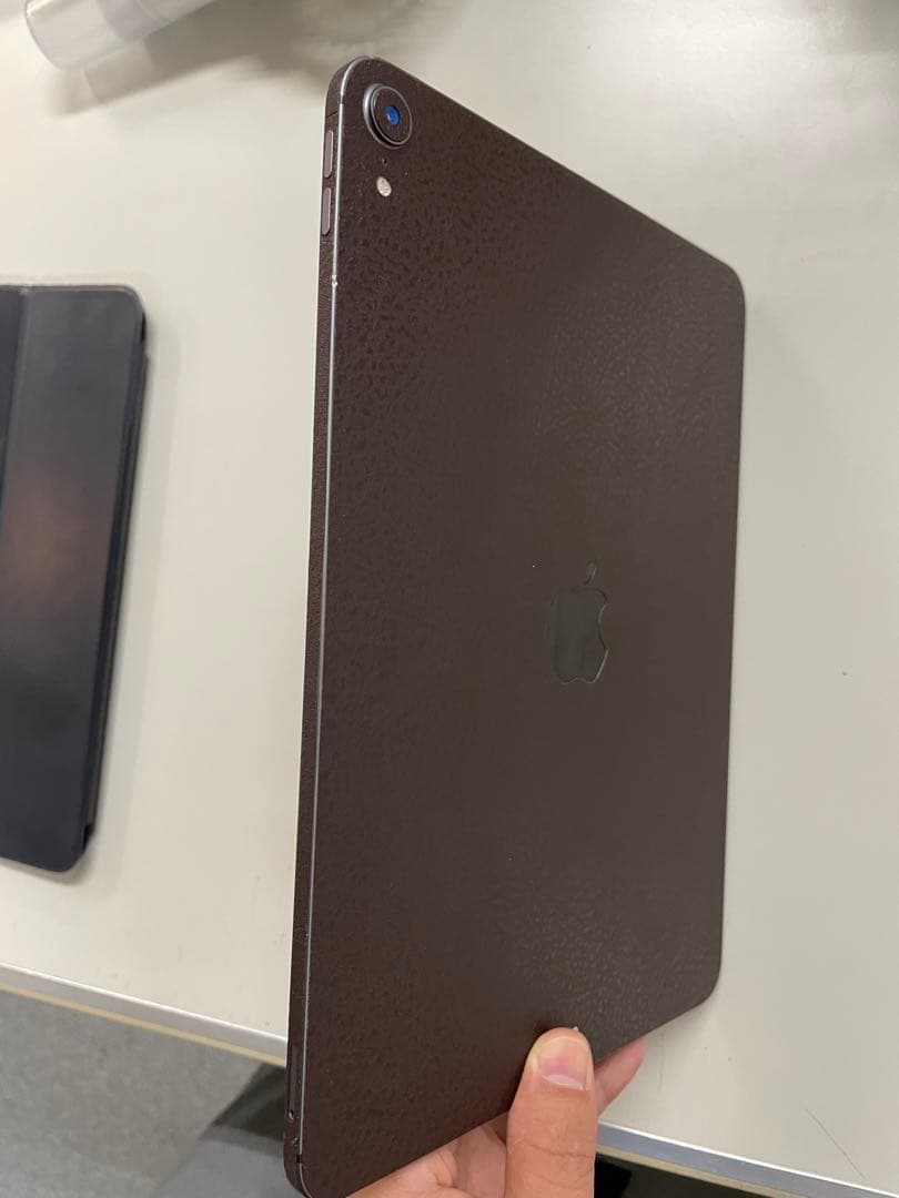 週末値下げ　iPad Pro 11 256 Cellular 純正Folio付き