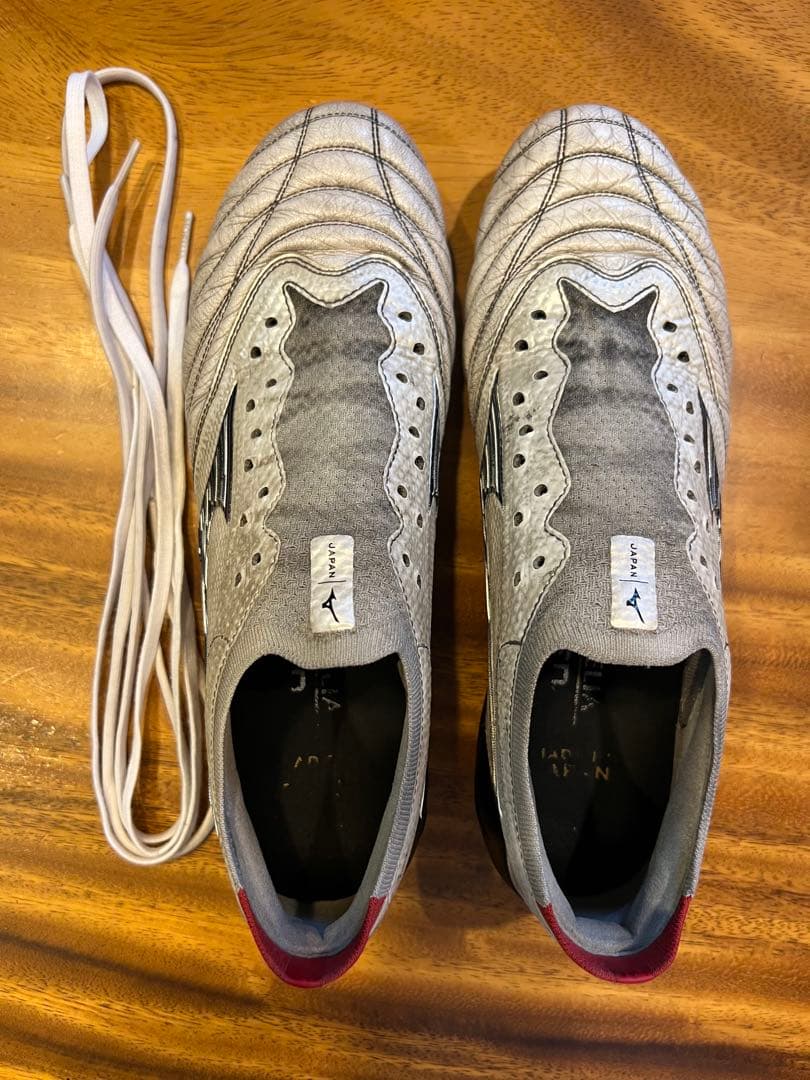 ミズノ　モレリアネオIV β JAPAN サッカーシューズ