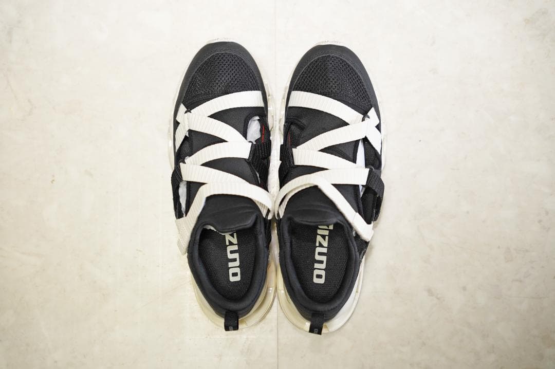 『新品同様』MIZUNOミズノ WAVE PROPHECY STRAP　サンダル