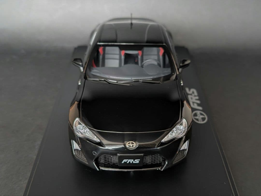 【ハチハチ】オートアート 1/18 サイオン FR-S 86 北米仕様