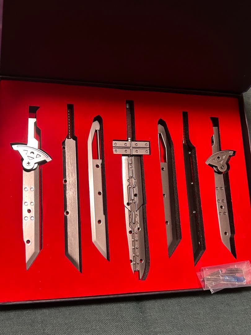 ファイナルファンタジー7 クラウド バスターソード 合体剣 金属製 約24cm