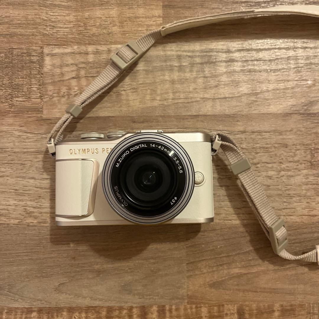 OLYMPUS PEN ミラーレス一眼カメラ　箱入り