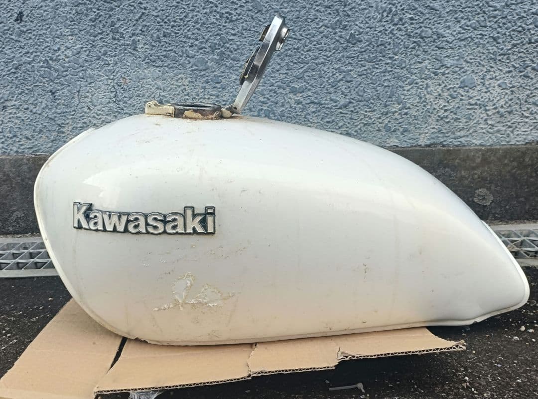 カワサキ　 KZ1000LTD ガソリンタンク　フューエルタンク