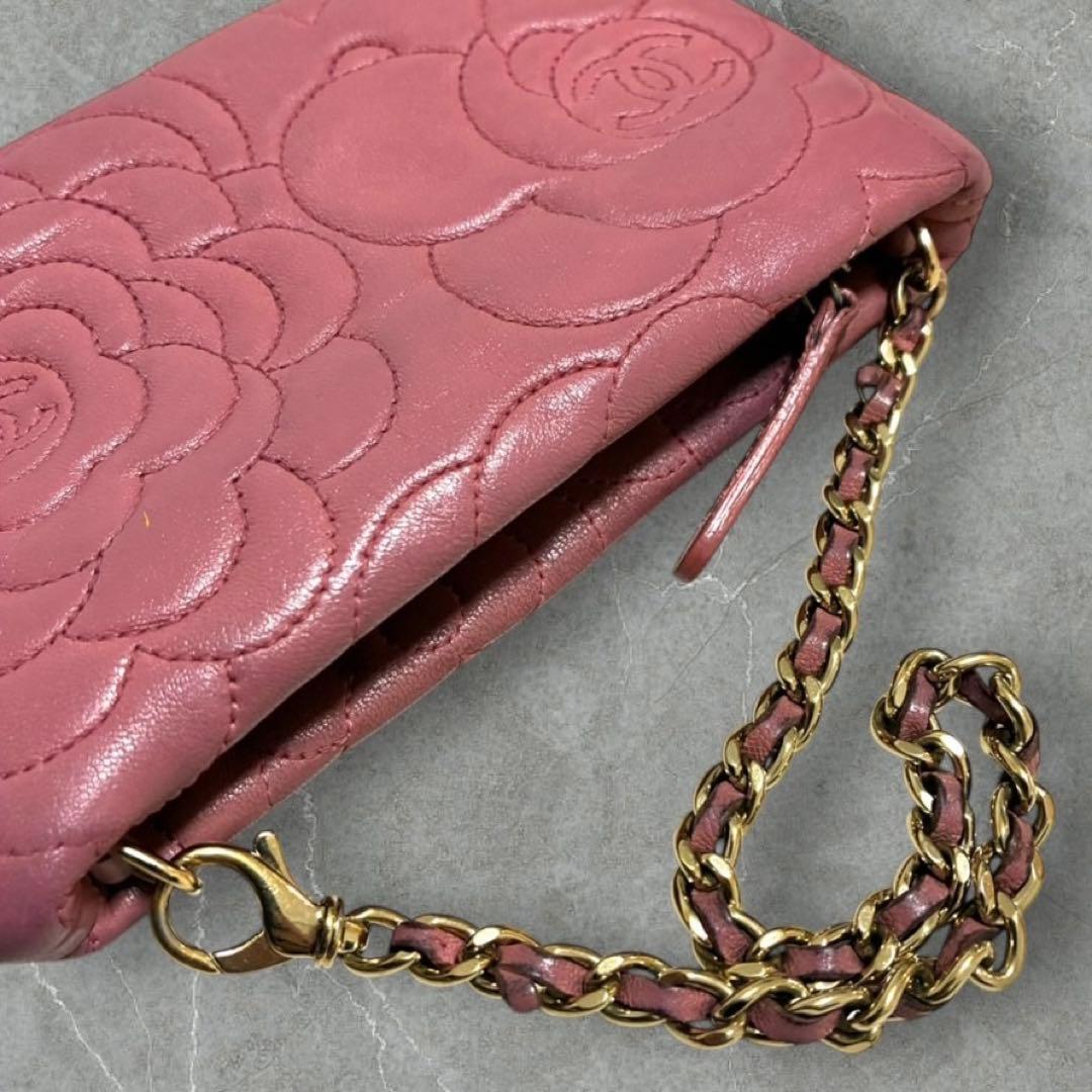 バッグ CHANEL camellia chain leather party bag