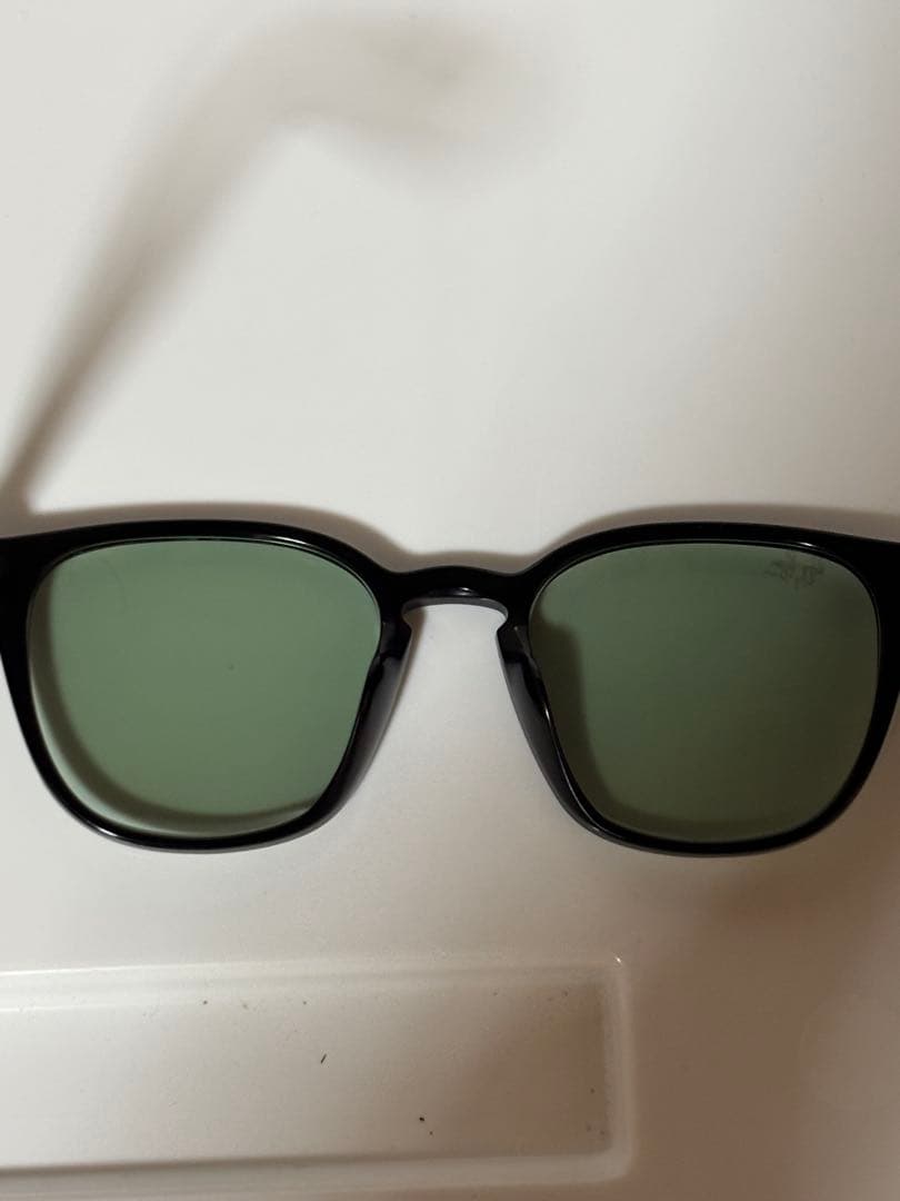 ★極美品★RB4258-F 601/2★瓜田/皇治さん着用モデル★レイバン★