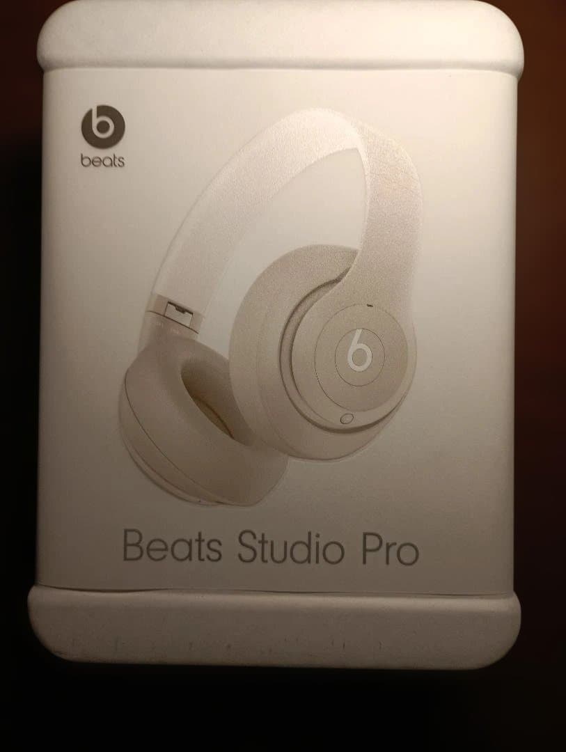 Beats Studio Proワイヤレスヘッドフォン　【新品かつ未開封】