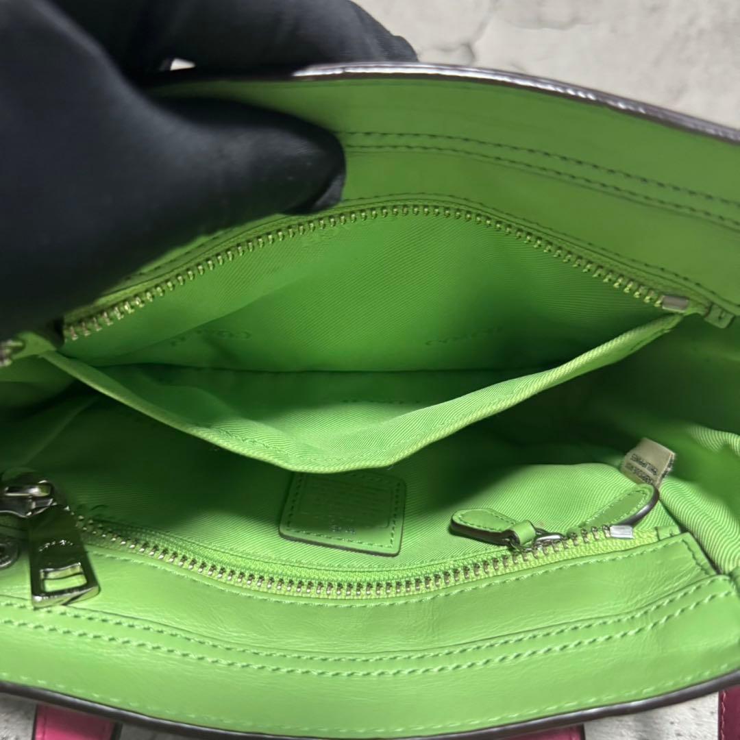 美品✨️希少 コーチ 2way ショルダーバッグ スワッガー レザー マルチカラー