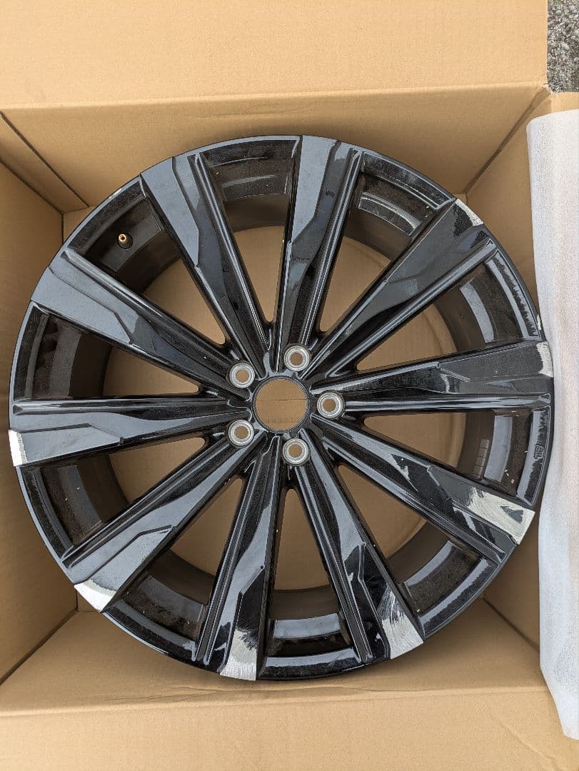 クラウンスポーツ　21インチ ホイール　２本セット