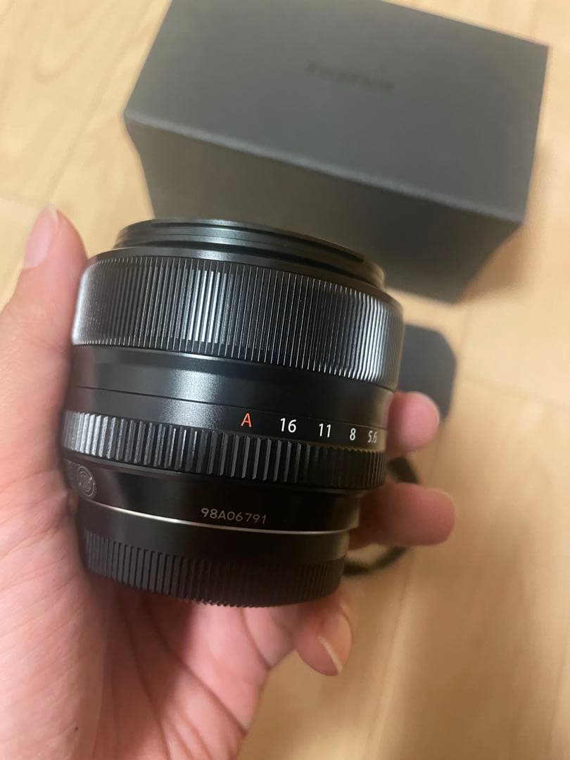 美品FUJIFILM XF 35mm F1.4 R 単焦点レンズ Xマウント