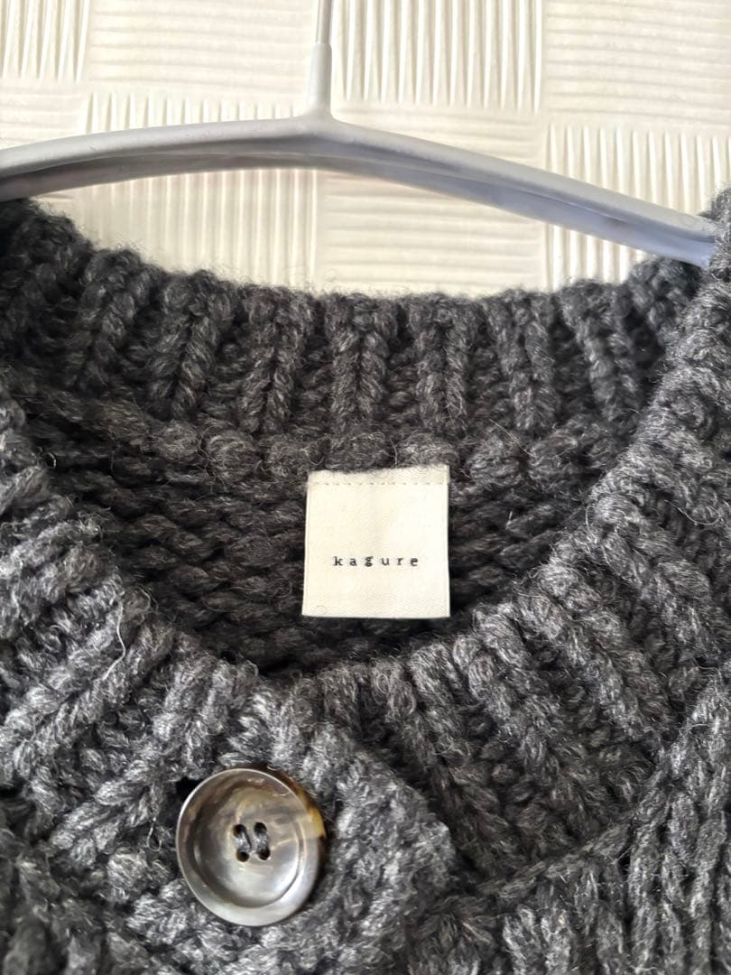 かぐれ　ラムウールボタンニットベスト　チャコールグレー　極美品　お値下げ
