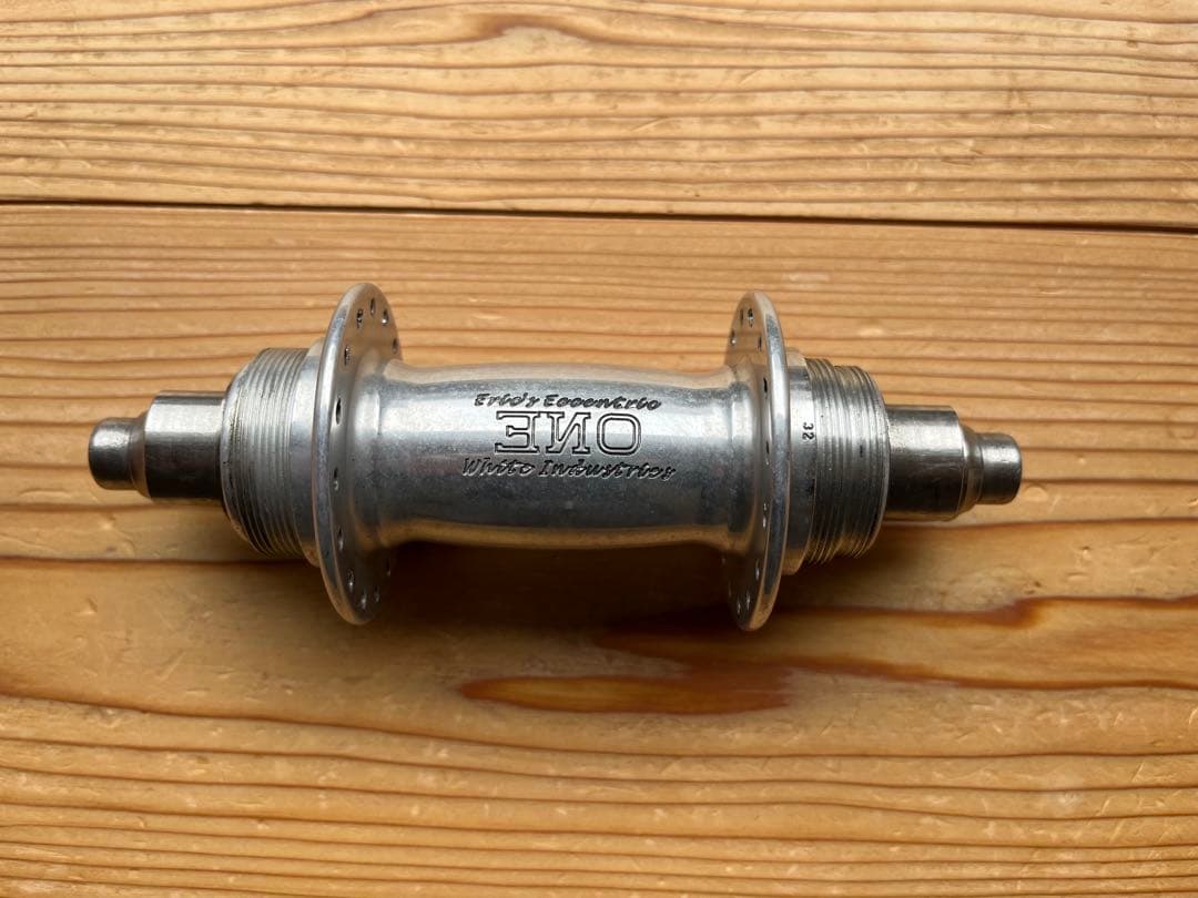 WHITE INDUSTRIES Eric's Eccentric ENO ハブ