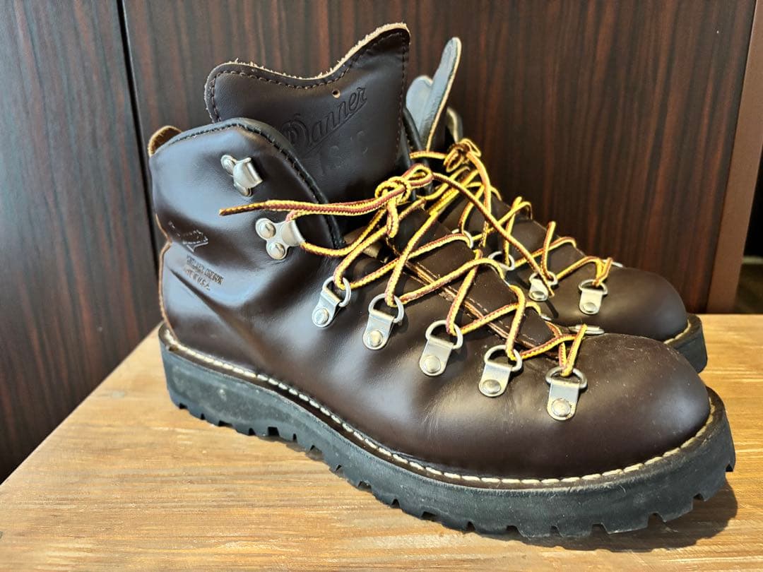 Danier ダークブラウン ブーツ　US8 26cm