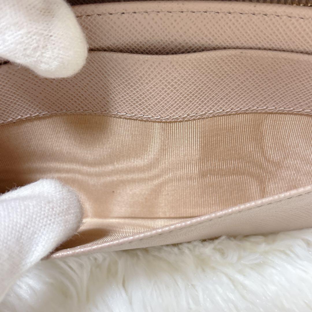 現行/美品✨PRADA サフィアーノレザー 三角ロゴ長財布 ピンクベージュ