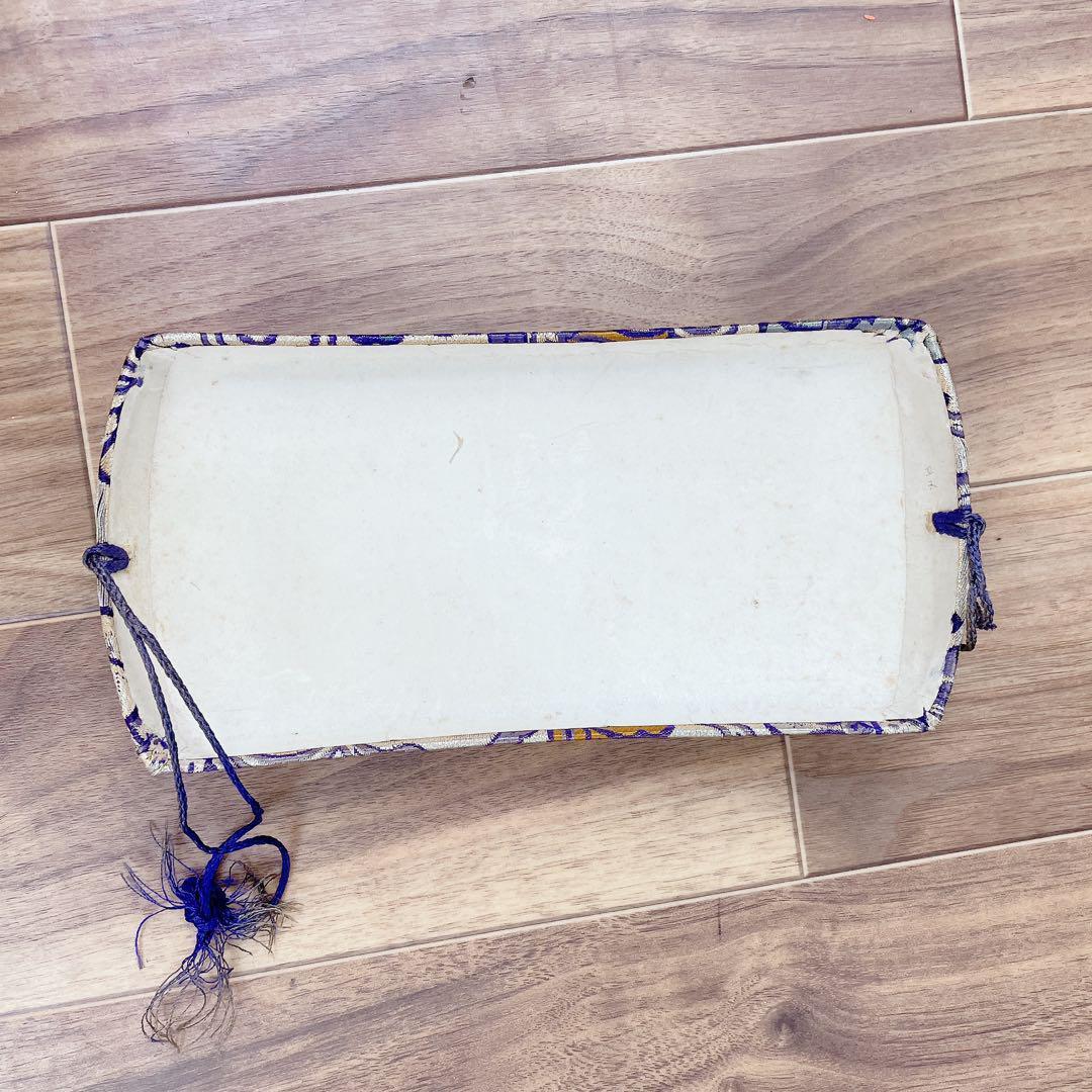 三味線 トチ紅木 綾杉胴 細棹 一本溝 猫皮 天然素材糸巻き 和楽器