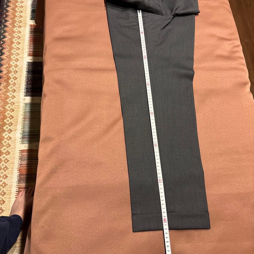 グレー ビジネススーツ