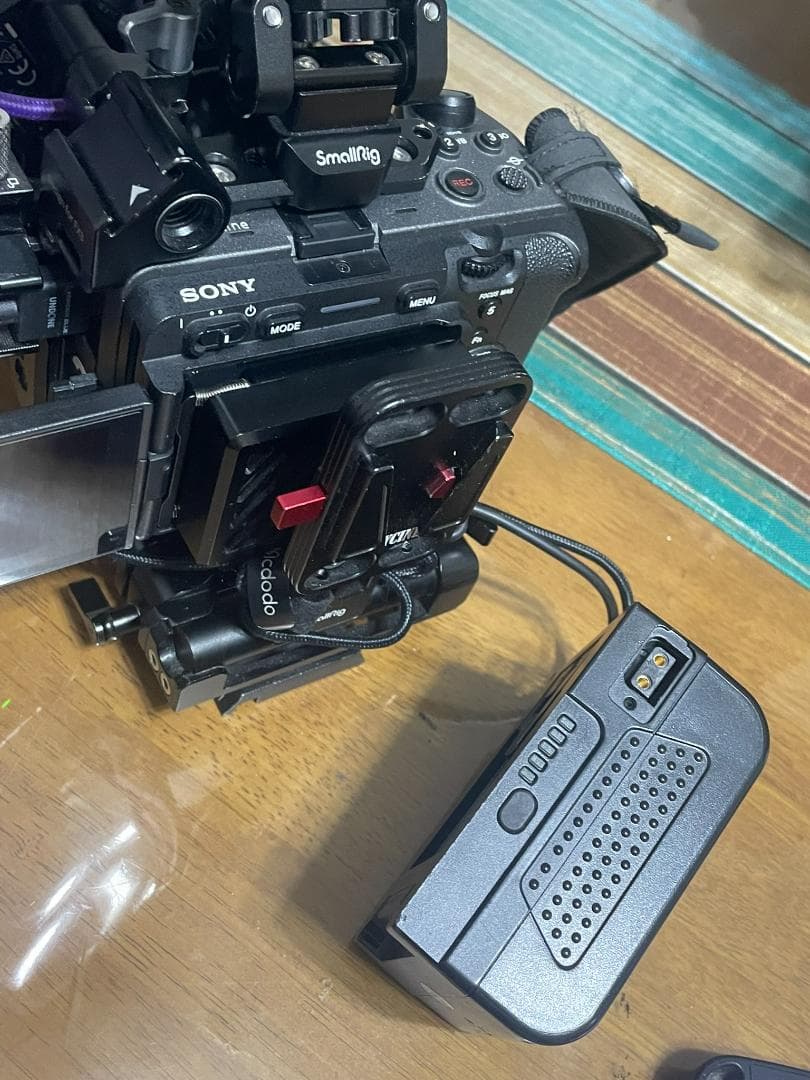 ミラーレスカメラ用　オリジナル・シネマリグベース