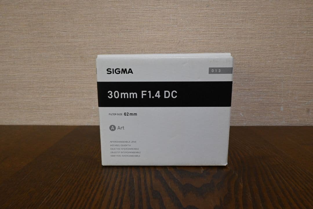 SIGMA 30mm F1.4 DC 単焦点レンズ　キャノンEFマウント