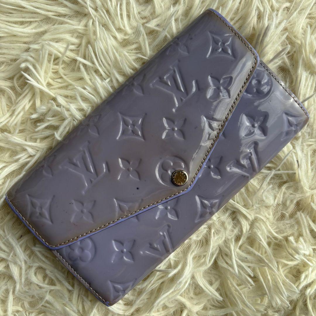 【新型 良品】ルイヴィトン　ヴェルニ　ポルトフォイユ サラ　長財布　パープル系