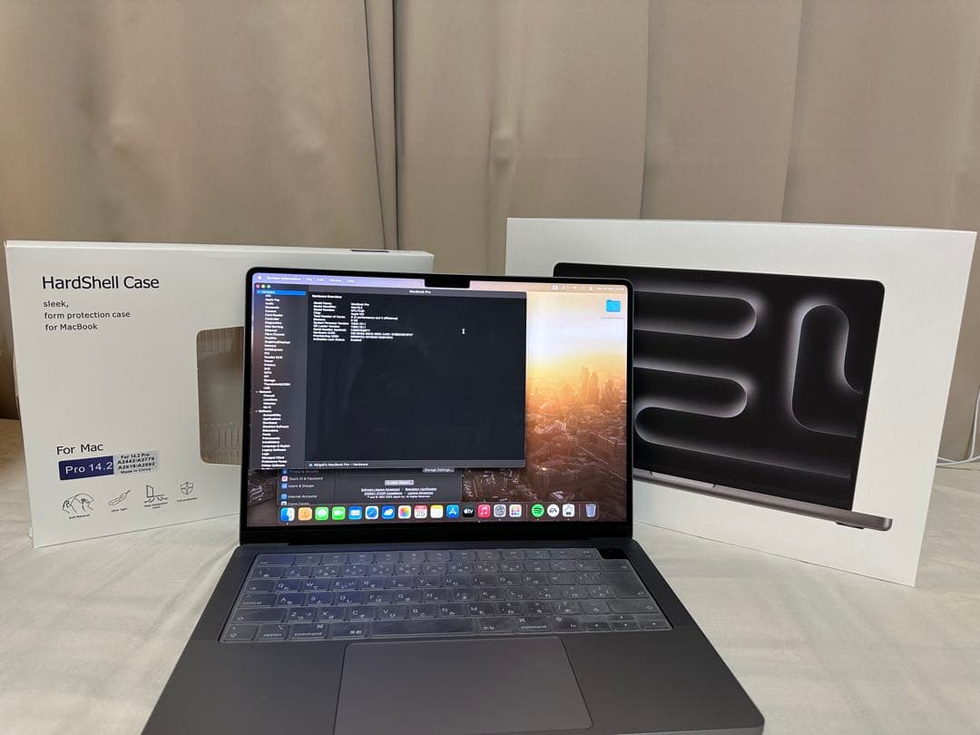 Apple MacBook Pro M3 14 インチ スペースグレイ