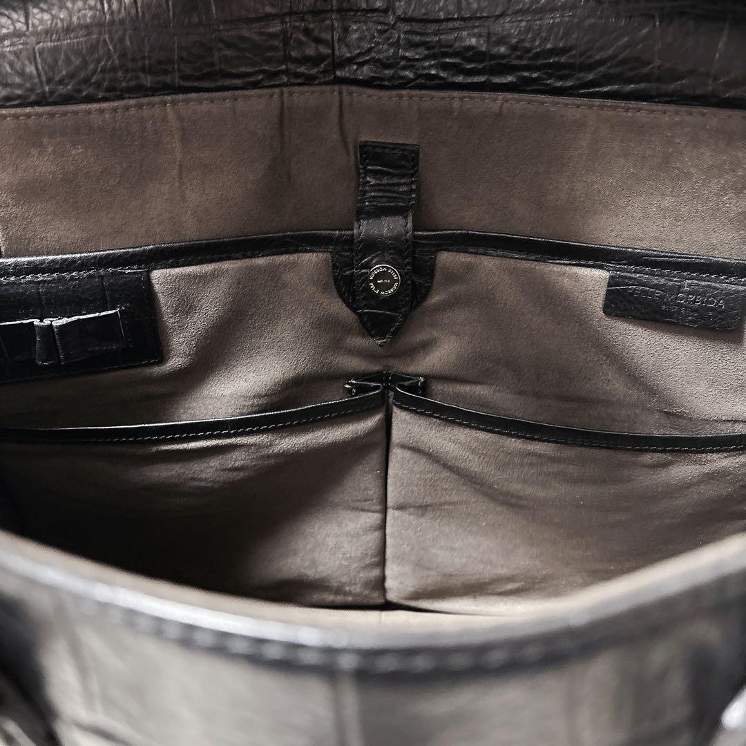 即日発送 美品 ペッレモルビダ pmo-mb026ele 被せ付ボストン A4