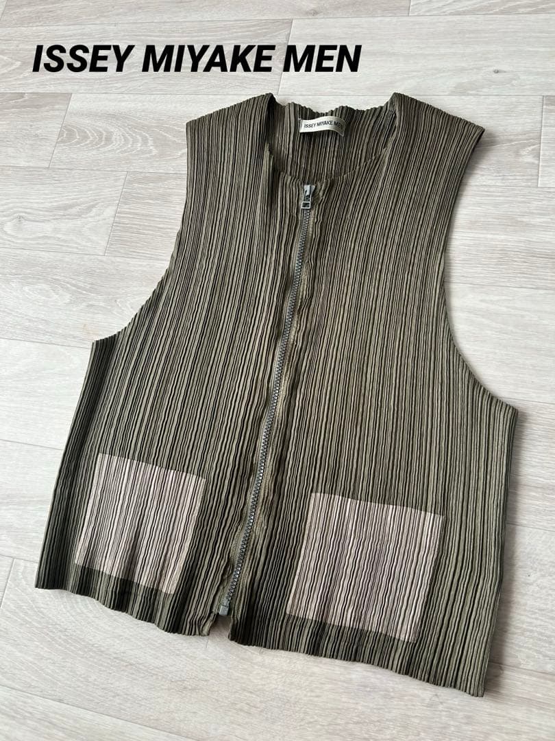 ISSEY MIYAKE MEN イッセイミヤケ ベスト M