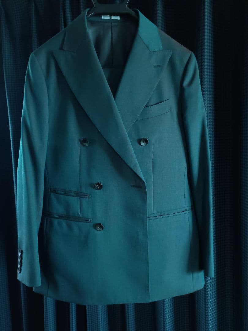 スーツセレクト　ダブルブレストスーツ