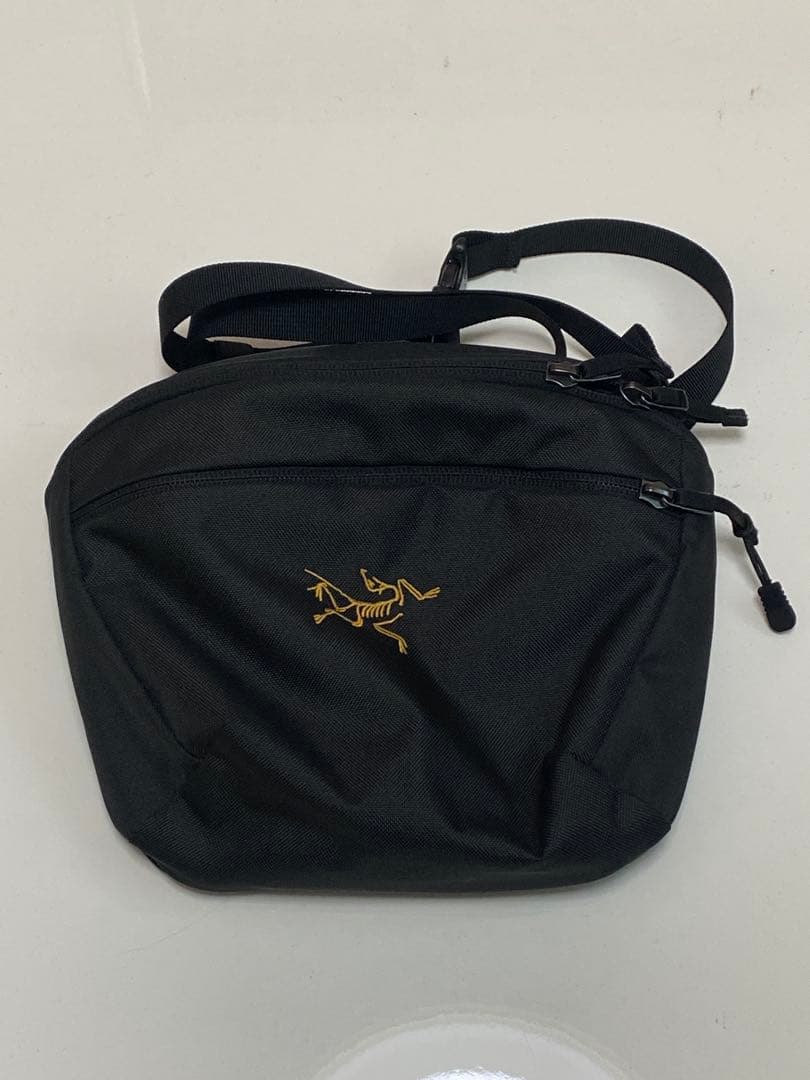 ARC'TERYX マンティス2 black