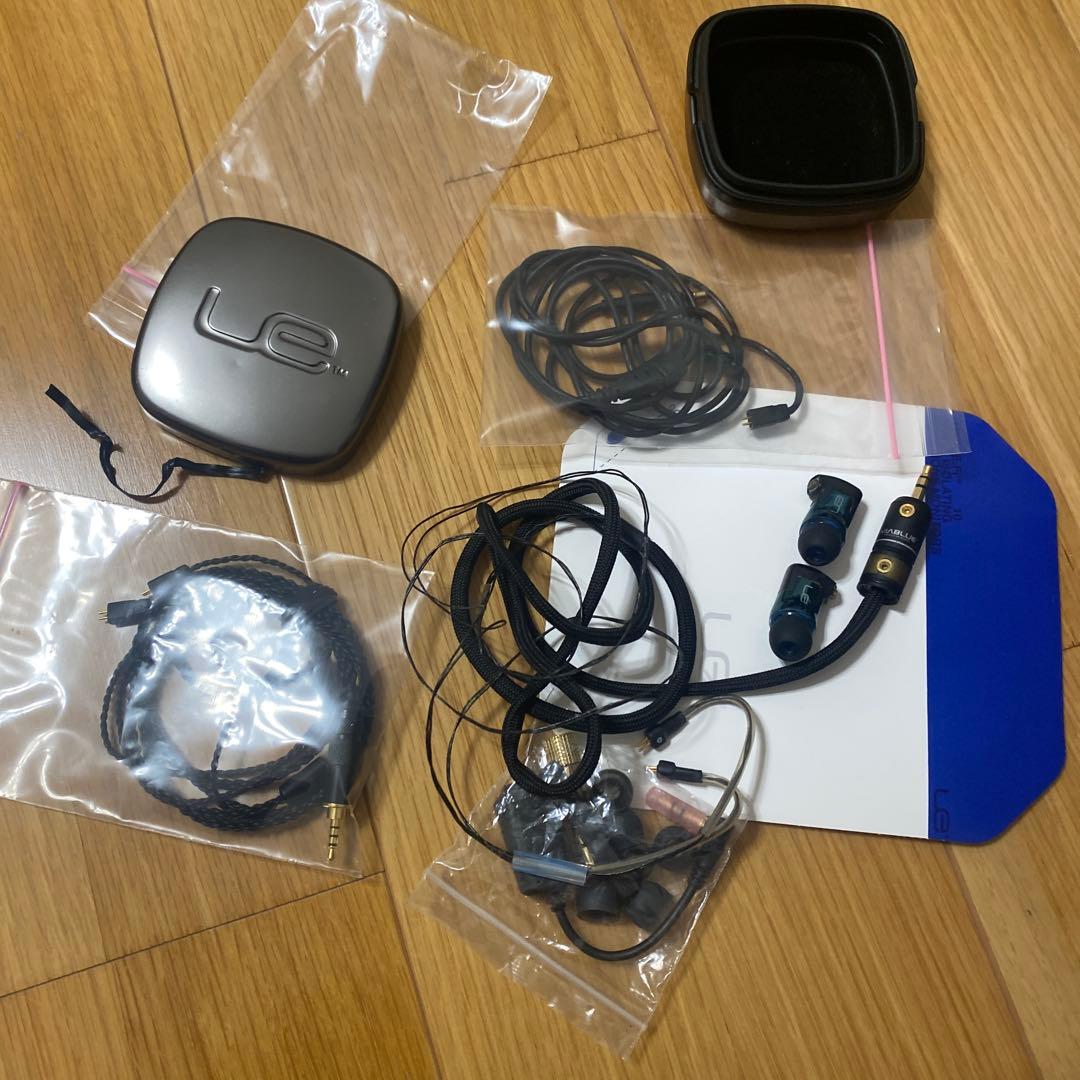 Ultimate Ears TRIPLE.FI 10（TF10)(美品）