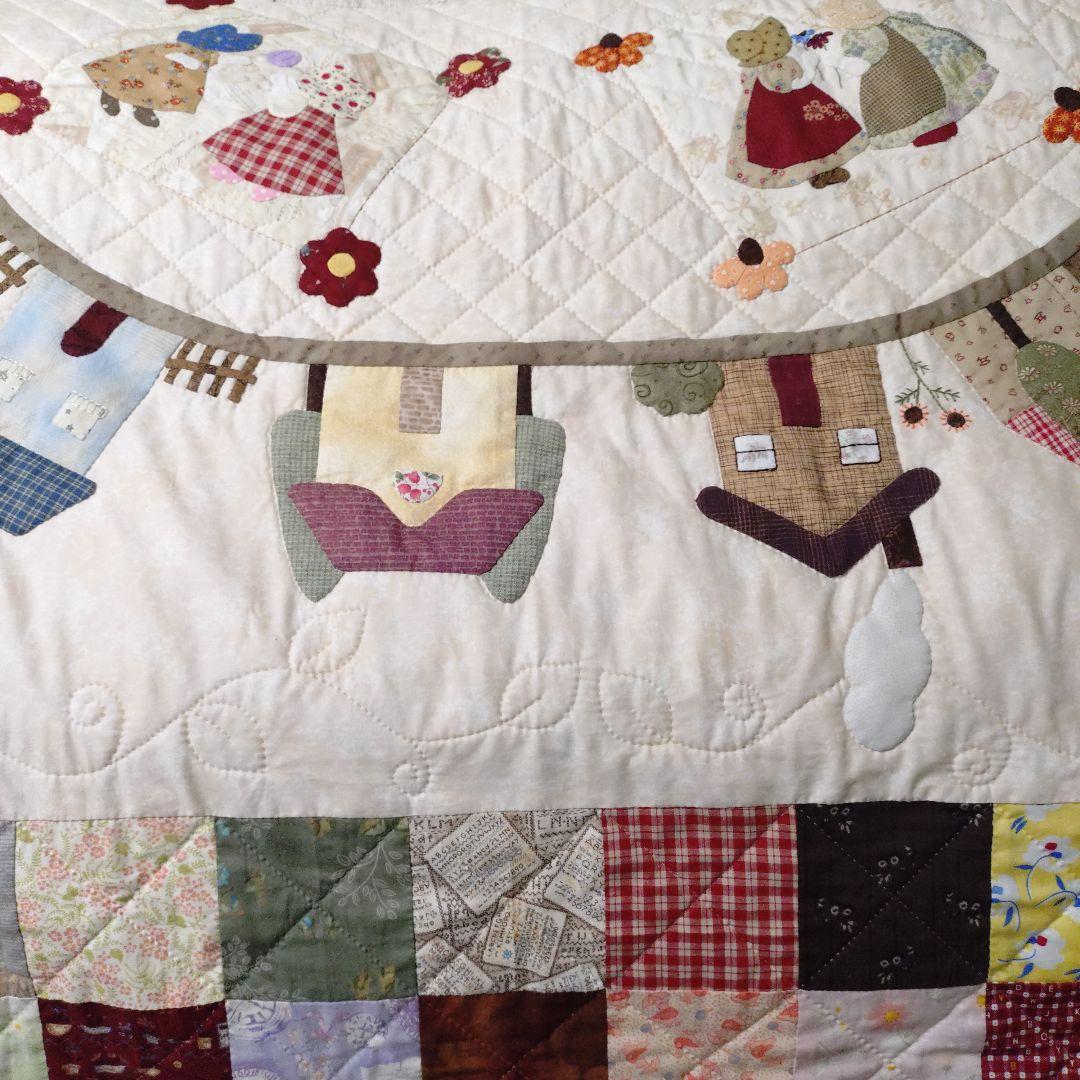 ハンドメイド　パッチワークベッドカバー