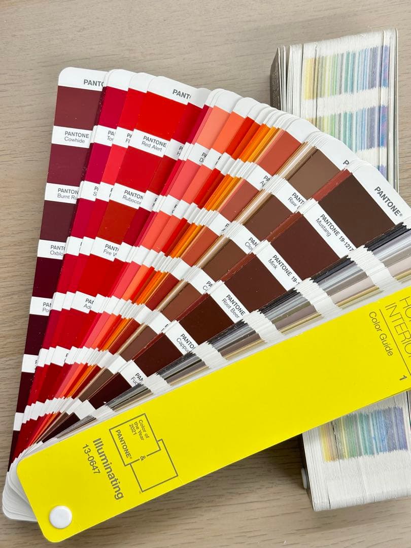 パントン(PANTONE) 色見本 パントン・メタリック・シマーズ・カラーガイド