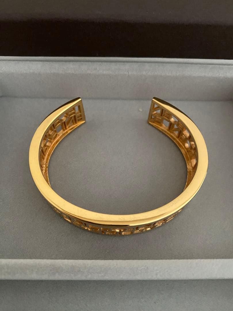 【希少】【正規品】セリーヌ CELINE バングル　ブレスレット　匿名配送