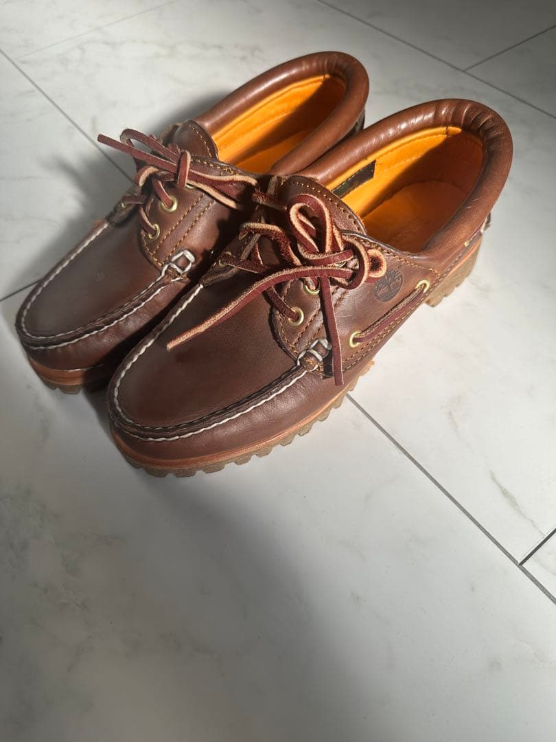Timberland ブラウン レザーデッキシューズ