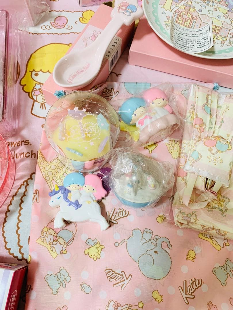 S*O様 リトルツインスターズ キキララ キキ＆ララ プラチェスト他まとめ売り